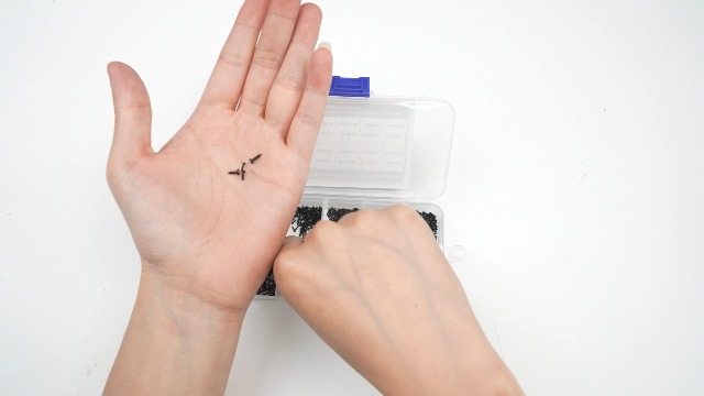 Amazon | 1000Pcs セルフタッピングネジセット 小さなネジセット M1 M1